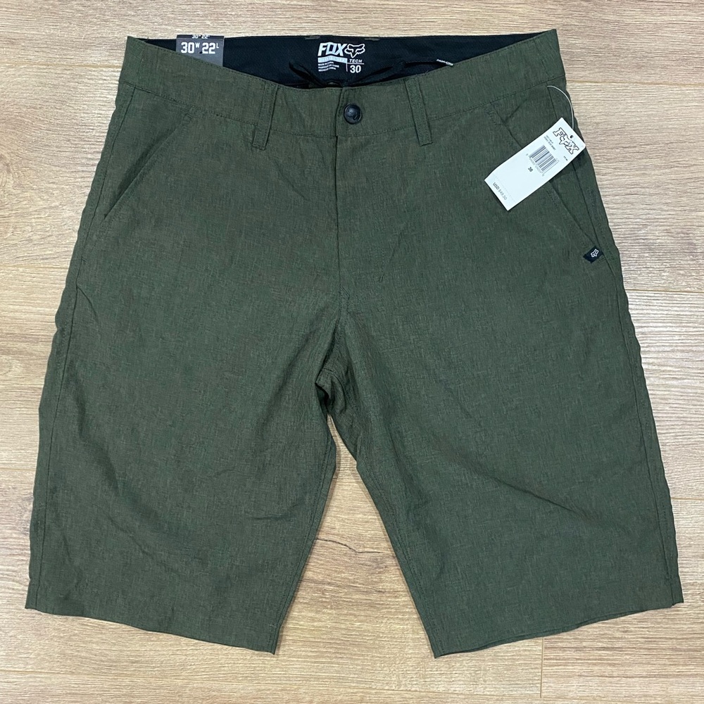 New Fox Racing Essex Tech Hybrid Short